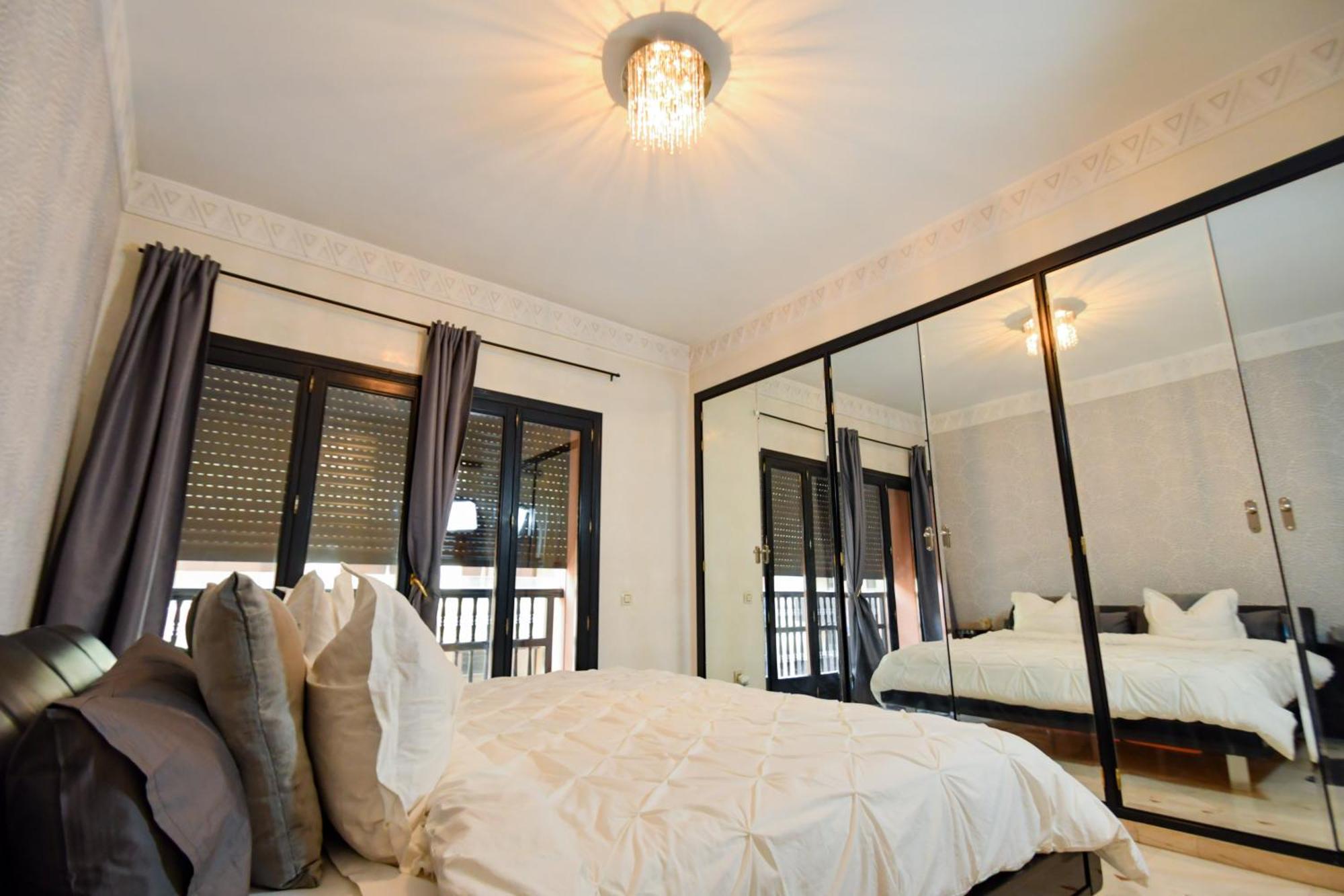 Appartement Haut Standing Gueliz Plaza Marrakesch Exterior foto