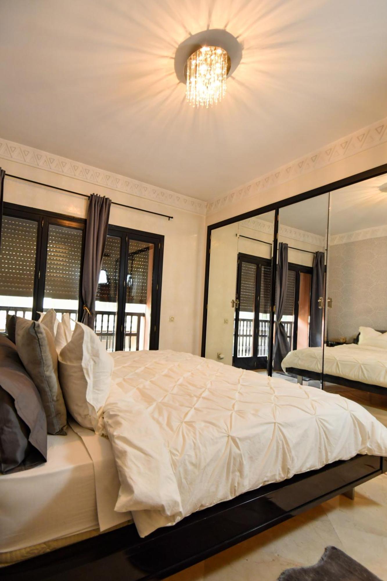 Appartement Haut Standing Gueliz Plaza Marrakesch Exterior foto